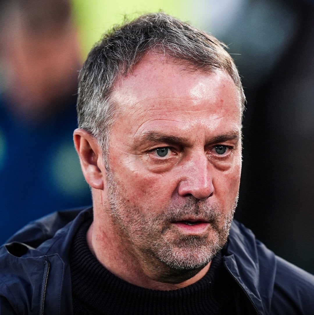 FabrizioRomano's tweet photo. 🔵🔴 Hansi Flick: “I'm not surprised with Raphinha at all. He's unique, like Lamine Yamal”.

“In my view, they are the best players”. https://t.co/tQPIirVg1k