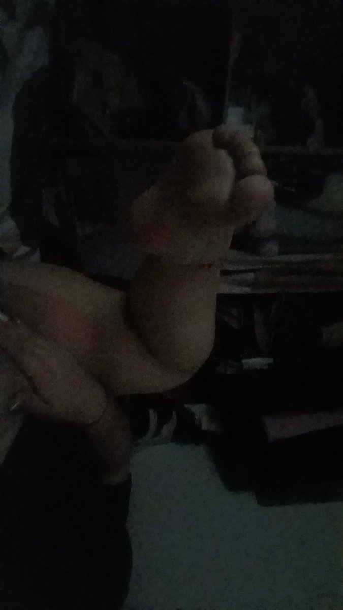 ginna_mar9's tweet photo. Necesito una grandota y gorda. 🥵 https://t.co/sci0joaVFT