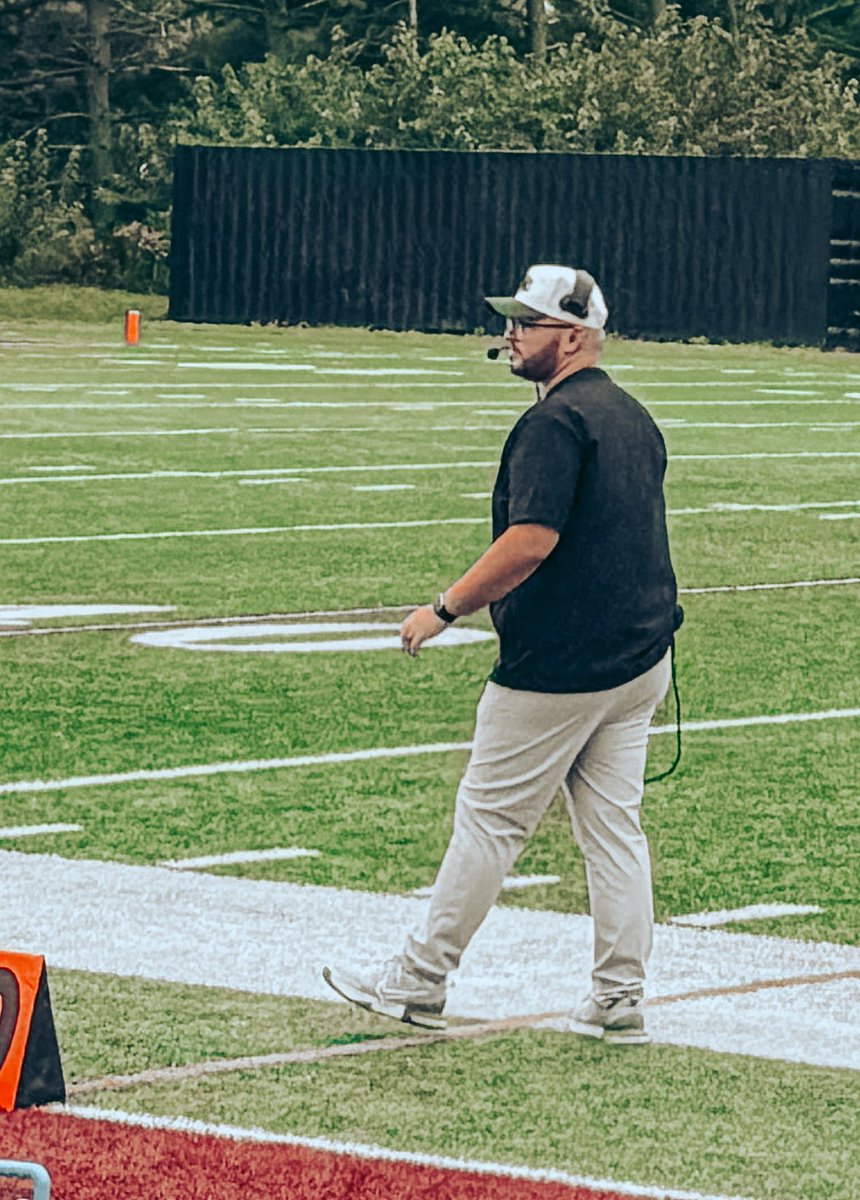 OLCoachKnox's tweet photo. Not up to standard, but we will always take a 31-0 win! Great job by our defense, and thank you to our fans for making the drive! 🟩⚔️🟨

#GKC #FAMILY https://t.co/Hut05gfyMW
