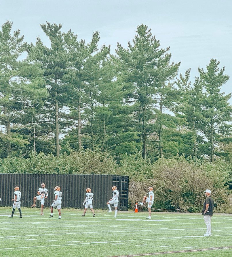 OLCoachKnox's tweet photo. Not up to standard, but we will always take a 31-0 win! Great job by our defense, and thank you to our fans for making the drive! 🟩⚔️🟨

#GKC #FAMILY https://t.co/Hut05gfyMW