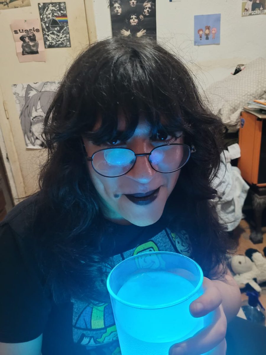 diaxciento's tweet photo. Tomando un escudo del Fortnite https://t.co/VaSkYEXi7S