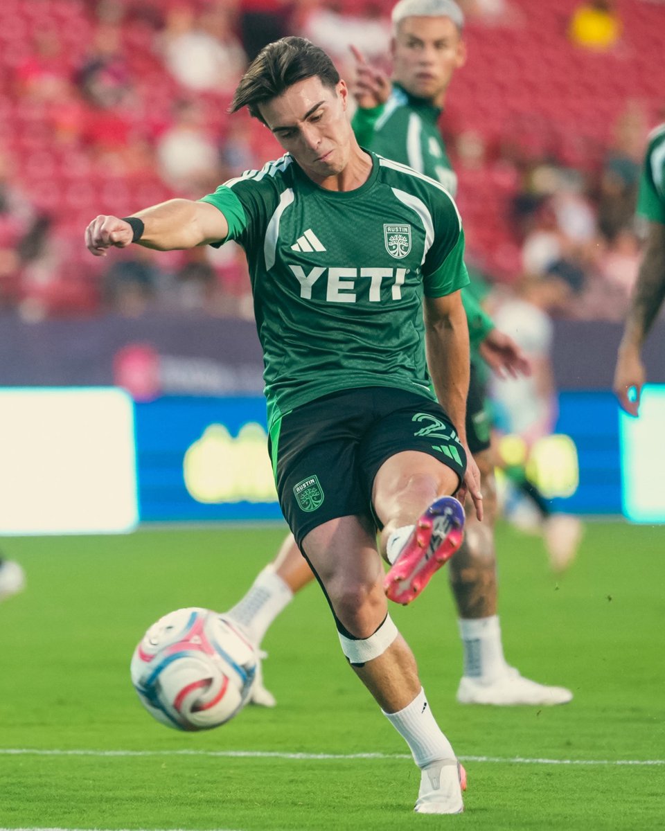 AustinFC's tweet photo. Eyes on the 90’. https://t.co/IvlEoz6A8r