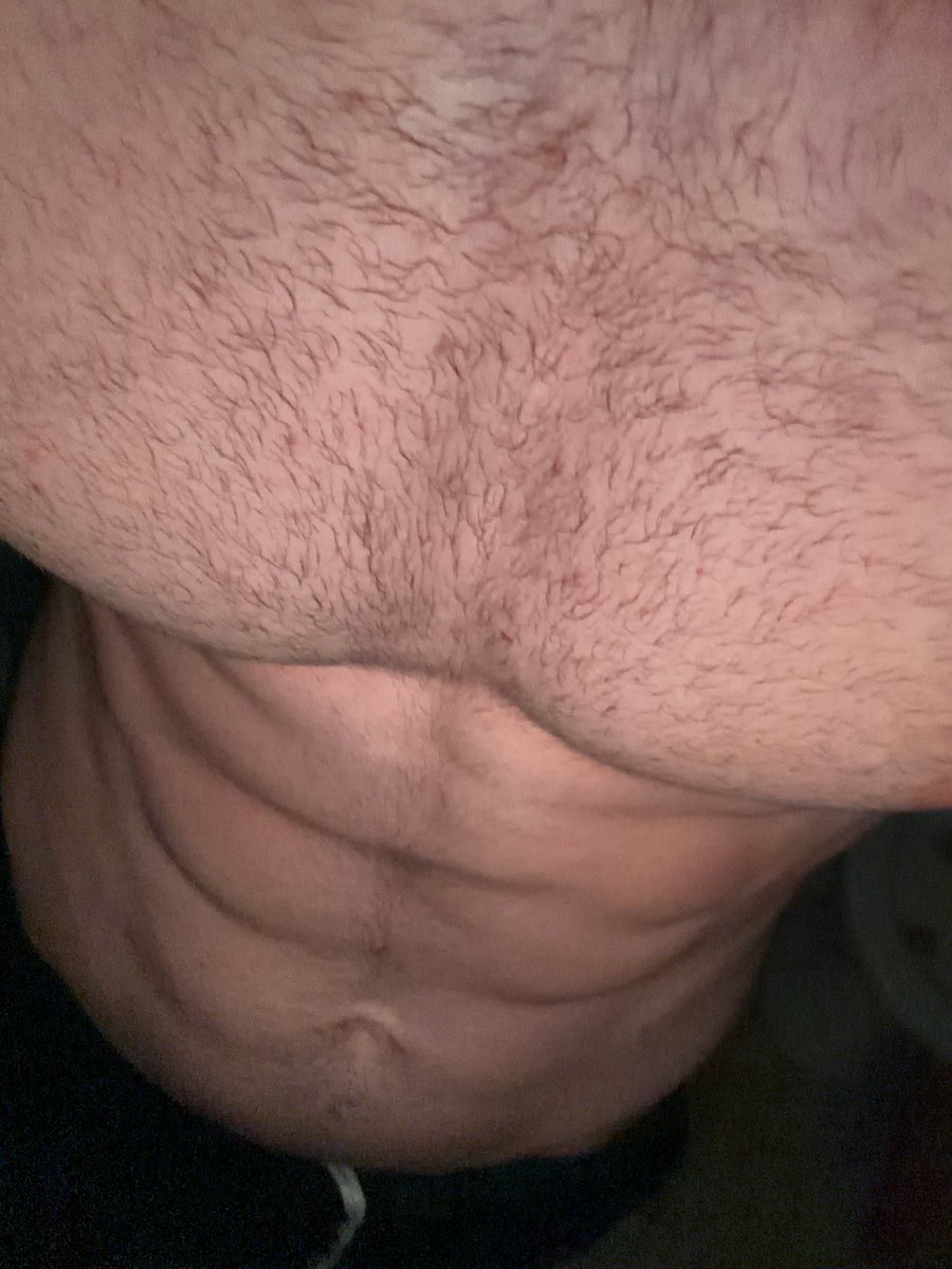 manfred_of's tweet photo. pra você que gosta de pelos no peito 🐻 https://t.co/vbrsI5utZG