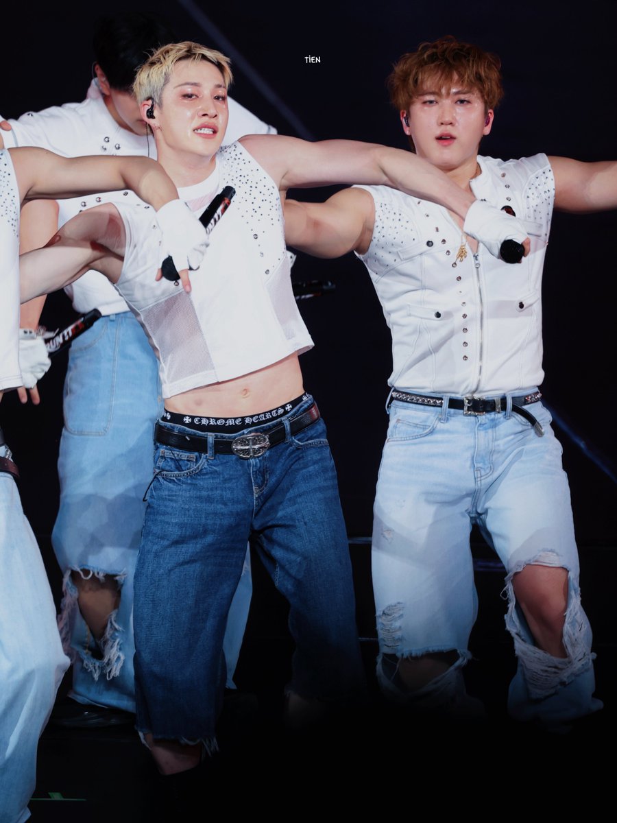 TT_3racha's tweet photo. 260919 RUN IT OSAKA Day 1

#BangChan #방찬 #方灿 #バンチャン 
#Changbin #창빈 #チャンビン
#StrayKids #스트레이키즈 https://t.co/kqWIZ6AXPu