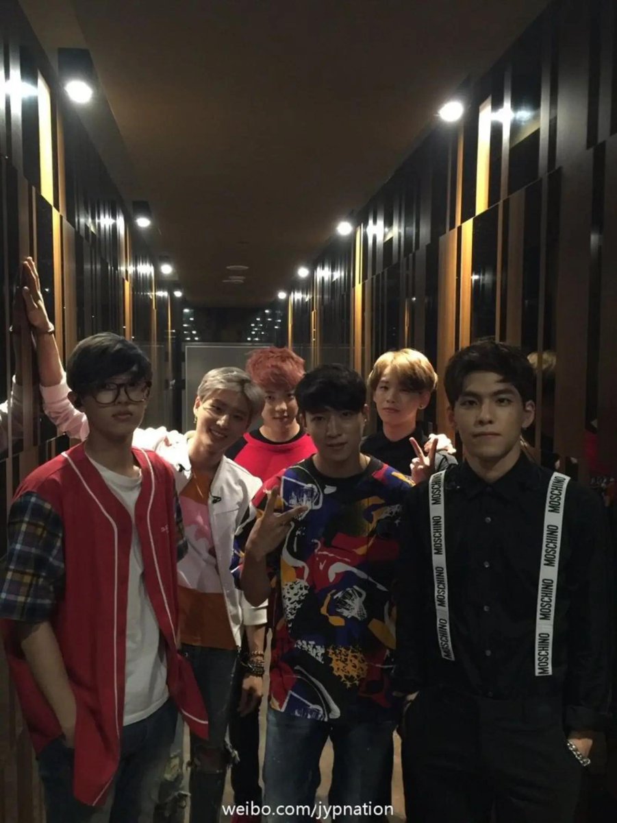 DONIYAM's tweet photo. 데뷔초 데식이들모음 https://t.co/Sa9emXDxw8