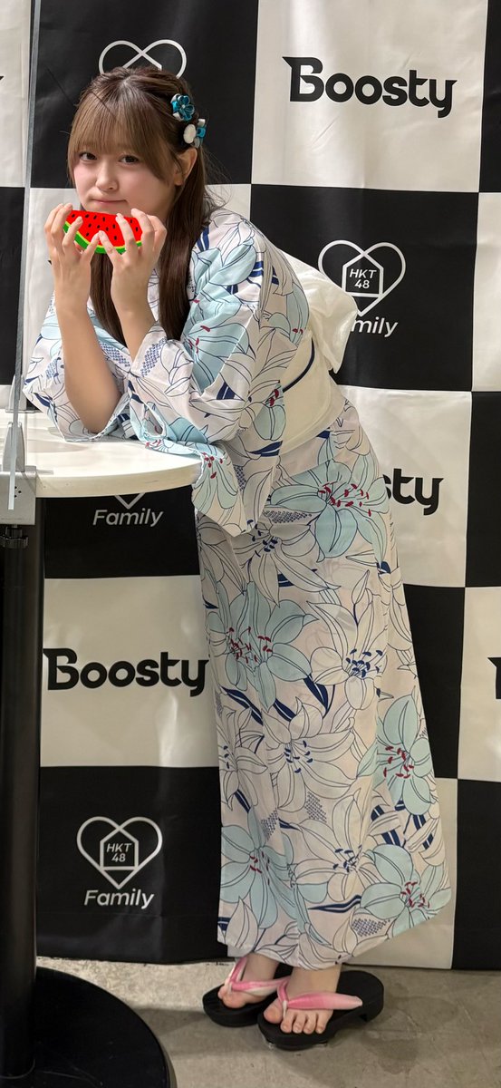 chisa_0722's tweet photo. いぶきにスイカ食べさせてみた🍉
どの瞬間も可愛い🥰

#石橋颯 
#Boostyファンまつり2026 https://t.co/HmxSAN7ZV0