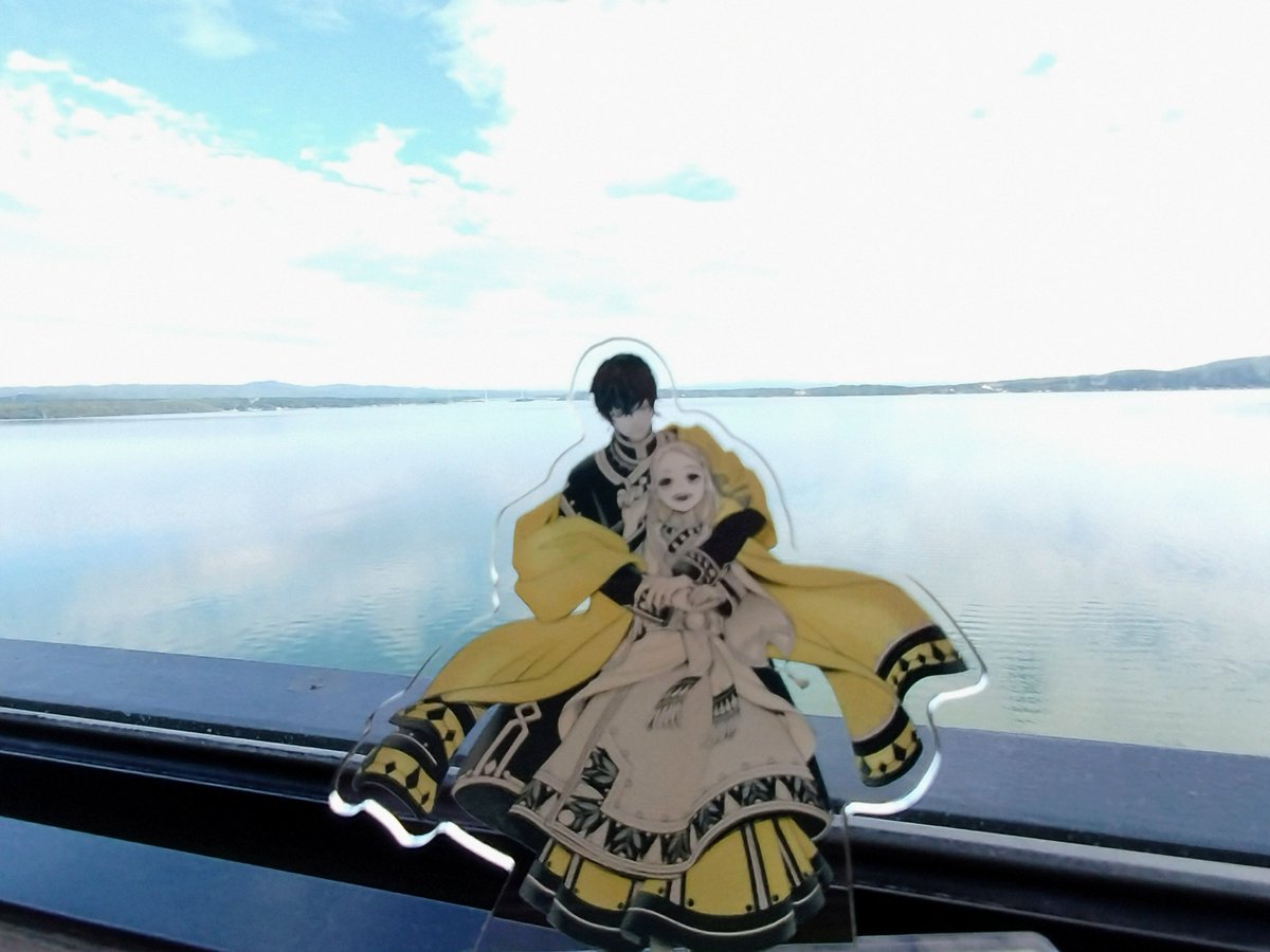 kotsubu2006's tweet photo. アズ見て見て海だよー！なニナと、ニナしか見てないアズ💙🩷
後ろからぎゅっ♥️なのいいよねー🤤幸せそうなアズの表情大好き🥰画集の描き下ろしどれも神でした先生🥹🙏✨
推しちゃれのアクスタとお出かけ出来て嬉しい😆💕早くぬいともお出かけしたいな〜☺️(先生を急かすつもりはないですが😂)
#星ニナ https://t.co/glRz8iAvde
