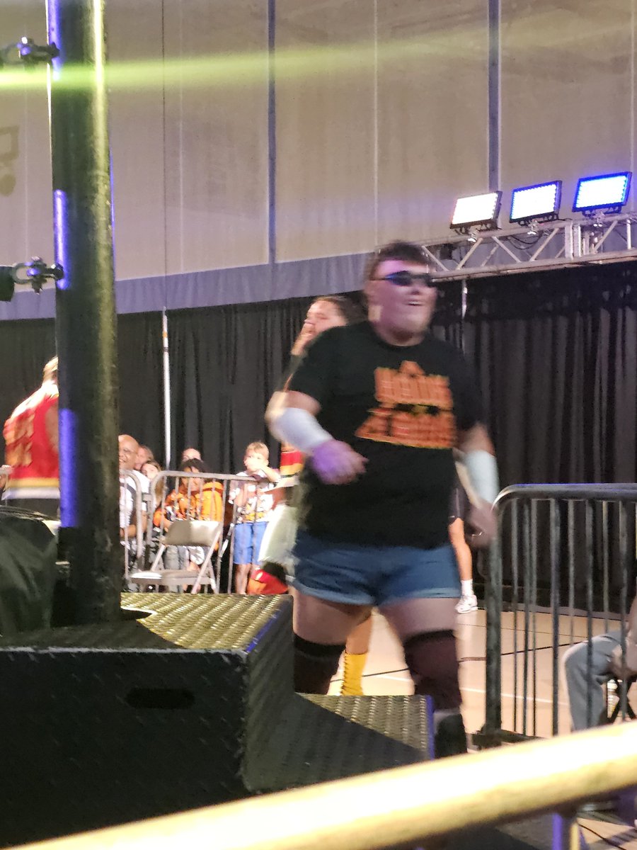 BeastWrestler21's tweet photo. Could get used to @MasonRook_wwe teaming with the Belly Boys!

#NXTFtPierce #NXTFortPierce https://t.co/EbltVy5llf