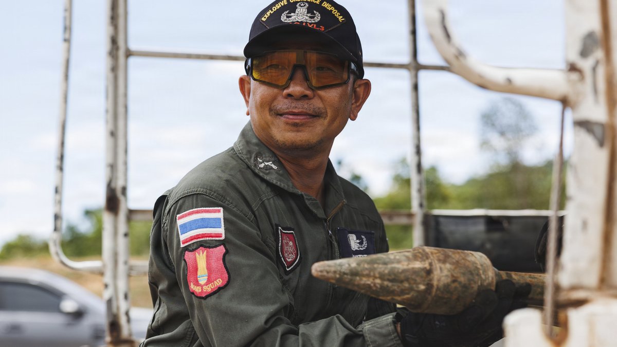 IIIMEF_JP's tweet photo. 2026年9月3日、第3海兵兵站群とタイ地雷対策センター（TMAC）の隊員が、タイ・ナコーンラーチャシーマー県のプー・ラム・ヤイ訓練場で、合同爆発���処理訓練を行いました。@3rdMLG https://t.co/XpGDq2zLpB