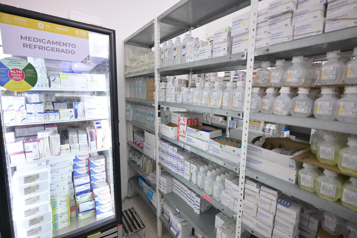 ForoCoatza's tweet photo. #Veracruz tiene medicamentos y se fortalecerá su distribución hospitalaria: Gobernadora #RocioNahle
https://t.co/lmE7w0hC6k https://t.co/ZxwaaRKCB6