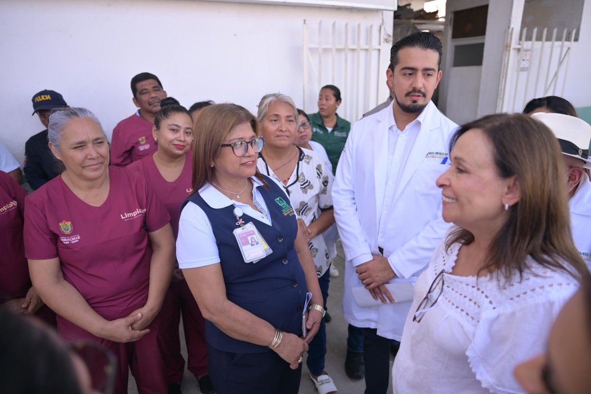 ForoCoatza's tweet photo. #Veracruz tiene medicamentos y se fortalecerá su distribución hospitalaria: Gobernadora #RocioNahle
https://t.co/lmE7w0hC6k https://t.co/ZxwaaRKCB6