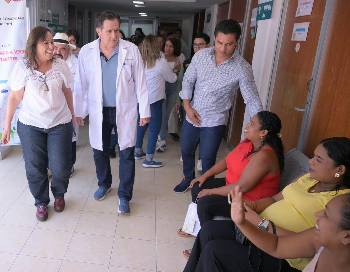 ForoCoatza's tweet photo. #Veracruz tiene medicamentos y se fortalecerá su distribución hospitalaria: Gobernadora #RocioNahle
https://t.co/lmE7w0hC6k https://t.co/ZxwaaRKCB6