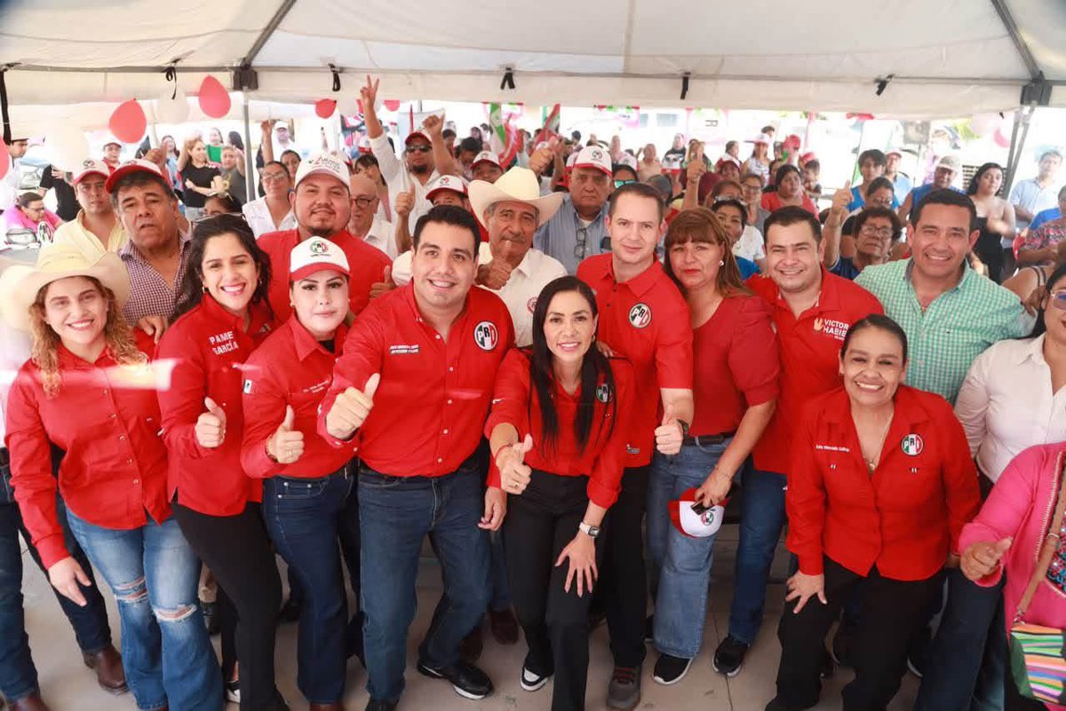 danisotto's tweet photo. Terminamos nuestra jornada lagunera en Gómez Palacio, y qué bonito hacerlo rodeados de nuestro priismo. ❤️

Aquí también se construye un mejor Gómez Palacio: con cercanía, con trabajo y, sobre todo, con mujeres y hombres que siguen creyendo y poniendo el corazón en este proyecto.

Me dio mucho gusto compartir esta Jornada Nacional de Afiliación, gracias Gómez Palacio, por recibirnos. ¡Nos seguimos viendo en La Laguna! 🙌🏻

Bonito fin de semana para todas y todos. ✨