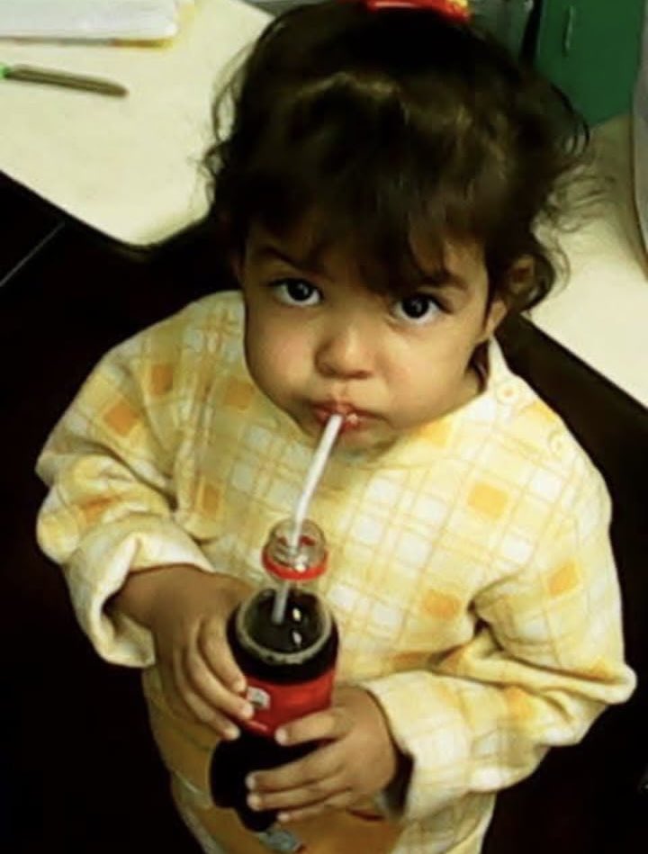homeanieles's tweet photo. les quería mostrar una foto de yo de bebé porque ya se lo he mostrado a todos peeo quería también tenerlo aqui https://t.co/JhXgyWO1fD