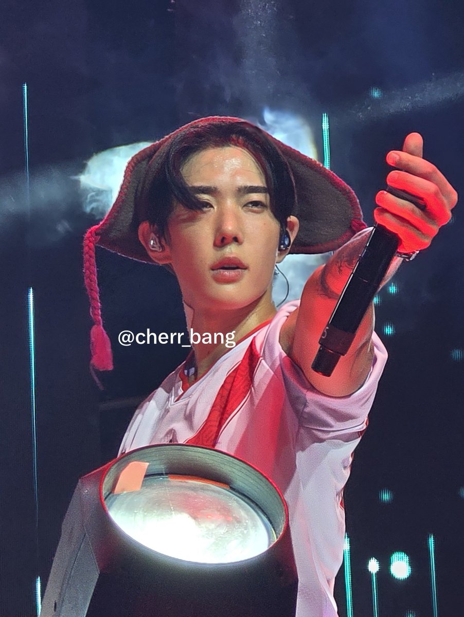 cherr_bang's tweet photo. Como fan de Jongwoo desde 2023, viajar para poder verlo fue lo mejor, adoré cada segundo, lo lindo que fue conmigo cuando tomamos la selfie y pola
Verlo en vivo es algo que apreciaré siempre ♡
Lo seguiré apoyando con todo mi amor

#ONEPACT #ONEPACTinPeru
#PERULOVESONEPACT https://t.co/b5D2emx8zG