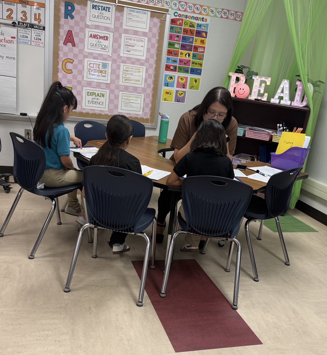 Butler_ES's tweet photo. So exciting to see our Coyotes engaged in learning and our teachers creating meaningful opportunities for scholars to think, collaborate, and grow. We are continuing our Race to Excellence—one classroom at a time! @jpb_coyotes_BES https://t.co/JEO52gGjm1