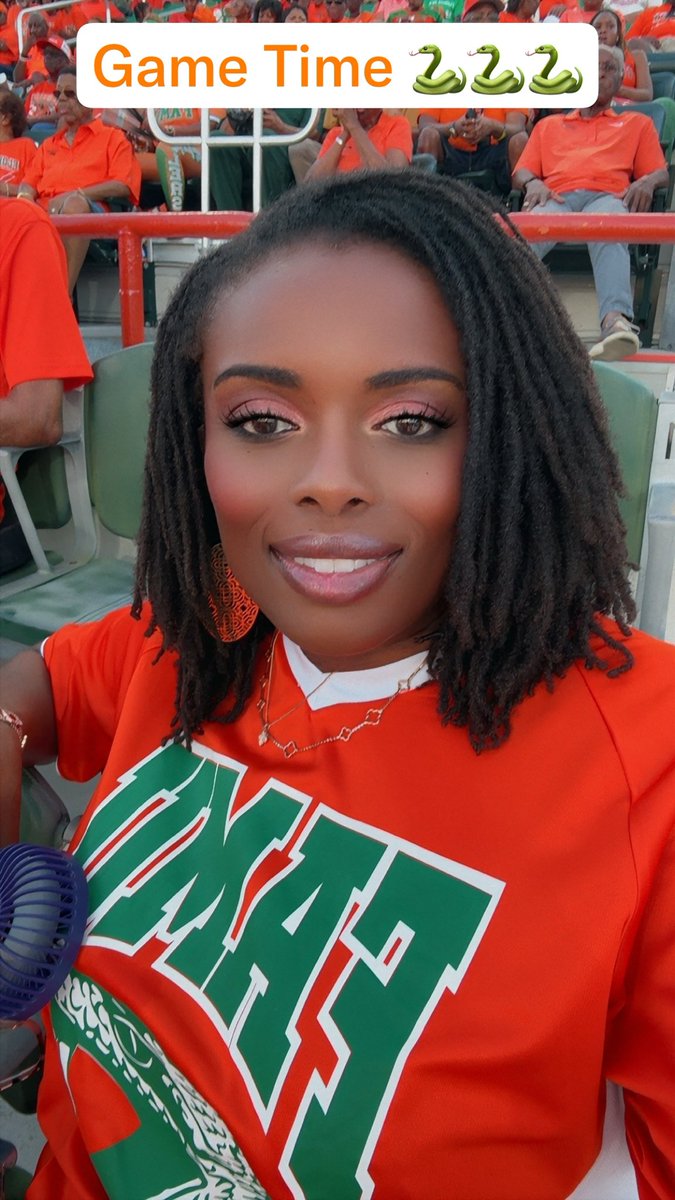 Ukamaka's tweet photo. FAMU vs. TSU #BRAGGLIVE #FAMU #RATTLERS https://t.co/N6lS5JfqTr