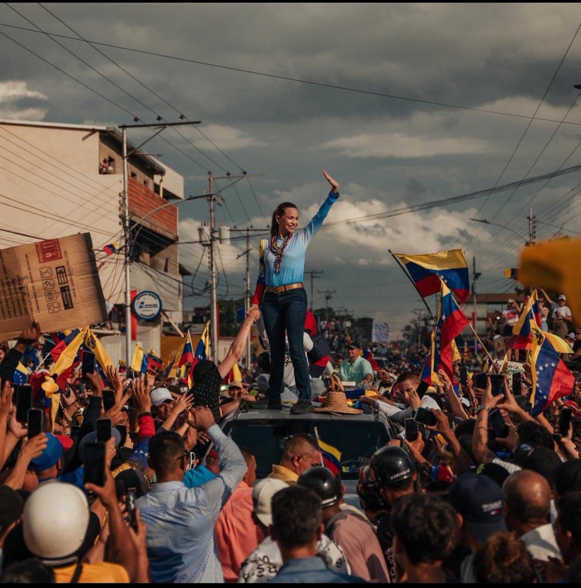 DineshDSouza's tweet photo. There’s no stopping this train. 
@MariaCorinaYA https://t.co/K2cJmgbuNO