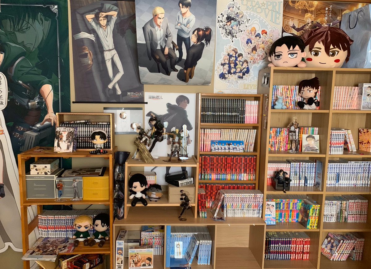 ErwinSmithFeed's tweet photo. Room from the live-action adaptation of "Kiss Him, Not Me" (Watashi ga Motete Dōsunda)

 - 2020 https://t.co/8sgUA7pvLg