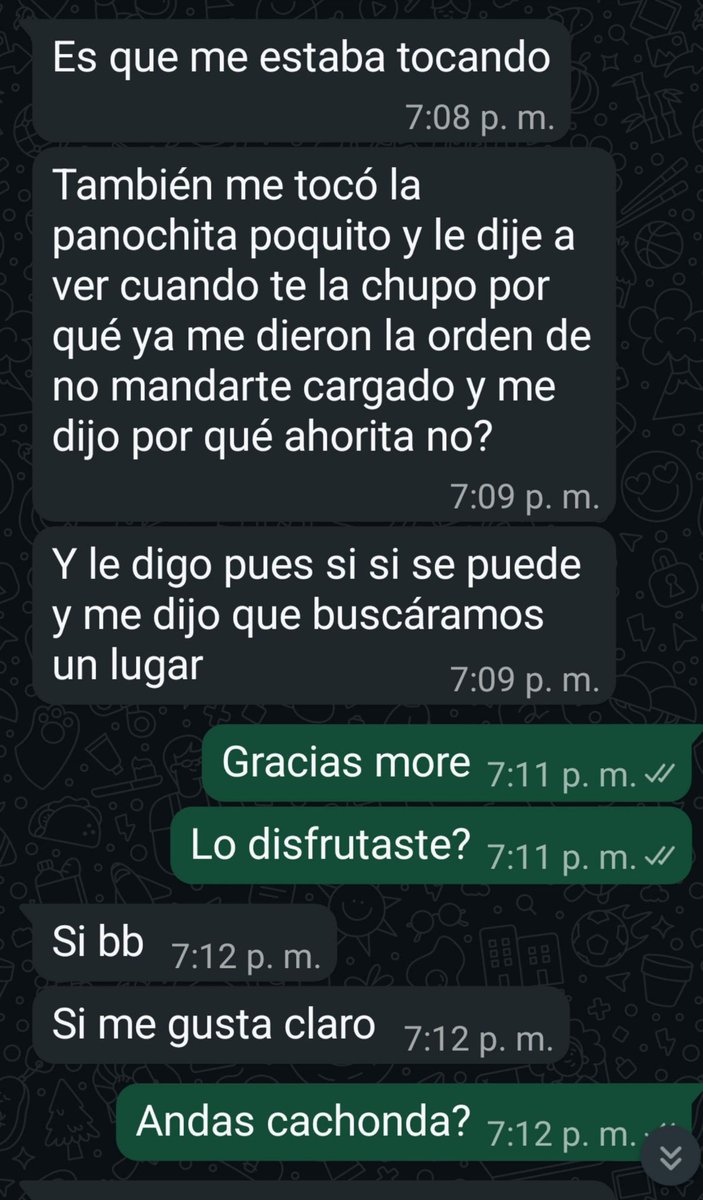 thehotwiferealm's tweet photo. #aporte @MisCuernosmx Está Hotwife le pidió raid a un compañero de trabajo y la pusieron a mamar, le mandó este video a su cornudo y él feliz de ver a su putiesposa tragándose otra verga 😈🔥 https://t.co/iYVglvJGoP