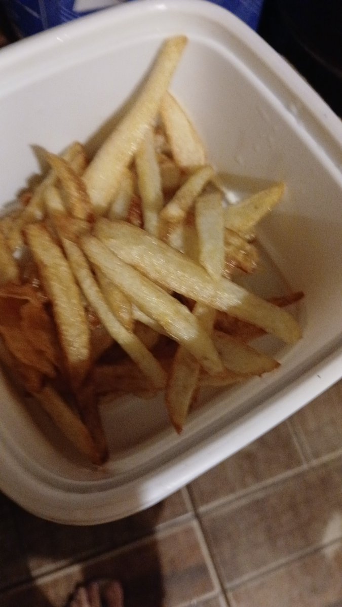 tallarinmin's tweet photo. m queme 4 veces pero salieron ricas https://t.co/HyP0wLX1kj