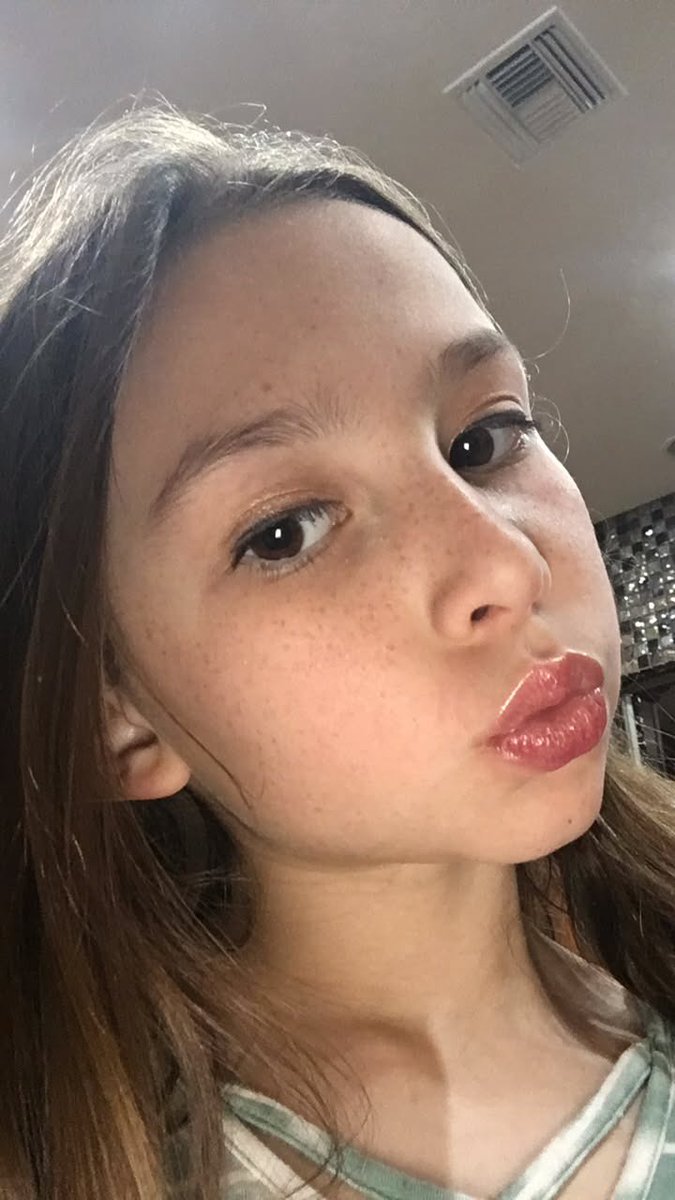xaltfstacy's tweet photo. The story is about Crys, a 15 year old rebelious orphan girl and her best friend Jayce, 16 boarding school student. https://t.co/NAAvRs0iXT