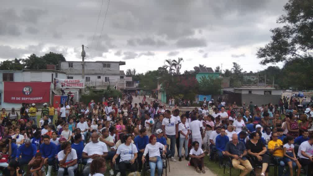 GHNordelo5's tweet photo. Barrio debate contra las drogas en el Consejo Popular Dolores - Veracruz, de San Miguel del Padrón. #Cuba #CDRCuba #66AñosCDR #MiBarrioPorLaPatria https://t.co/xZPXeUODTR