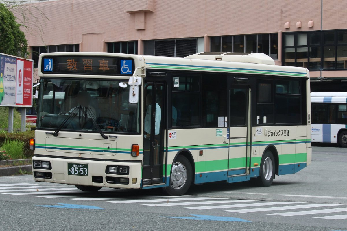 syak_dayo's tweet photo. 2026.09.06(日) 📍西鉄久留米
少し前の出来事になりますがジョイックス交通が教習車として走っていました。この日はバスセンター構内での乗降位置や待機場所の確認を行なっていました。車両は佐賀市営からの中古車で恐らくPDG-RMだと思われます。 https://t.co/BOQz2kYxYV