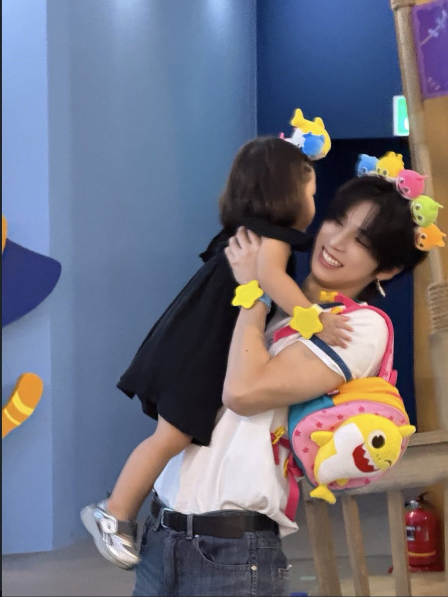 riwoo_d's tweet photo. O homem mais doce desse mundo! So Geon 💕
#SOGEON #소건 #ソゴン
#NEXZ #넥스지 #ネクスジ https://t.co/rtZKsw76WA