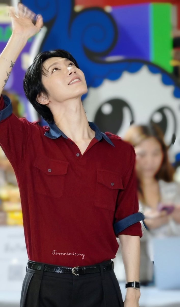itmemimisong's tweet photo. คางชัด คอเรียว รอยสักสวยเข้ากับมาดามมากกกกก เตนล์สวยแบบนี้ต้องมีคนมาจีบทุกวันแน่นอนเลยอะ🥺 https://t.co/R8GZegPkx6