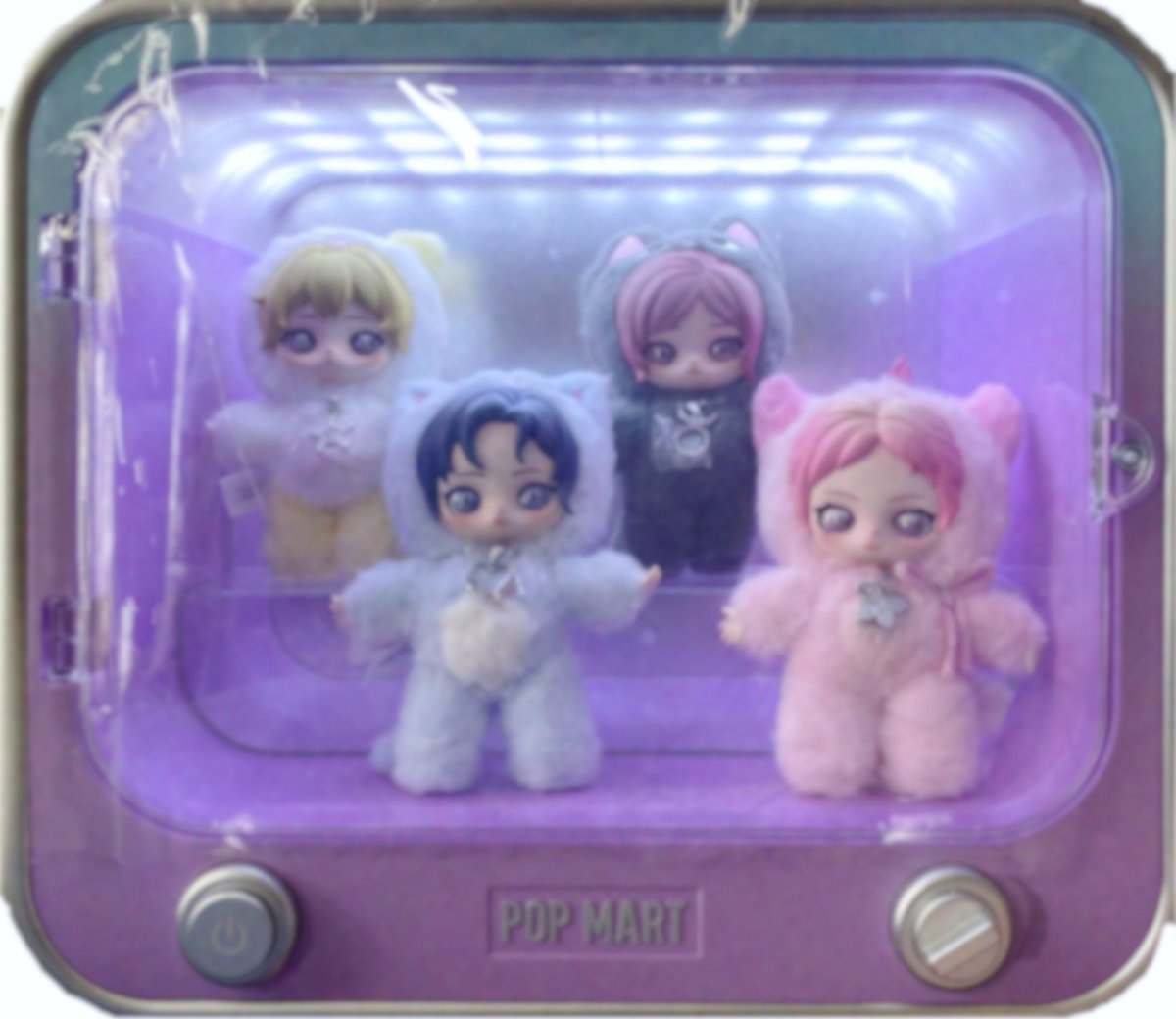 MYJ203660's tweet photo. 反射すごくて全体ぼかしだけどめっちゃ可愛い！！！！
最高！！！！
ノーマルニンニン置いて5体にするか迷うな〜！ https://t.co/oCO9H9rVJK