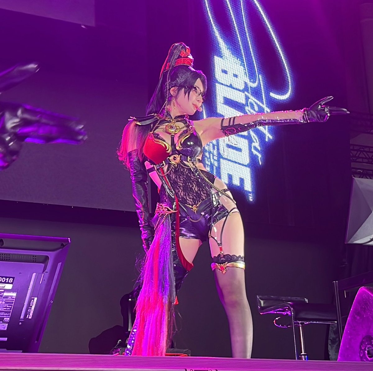 Genki_JPN's tweet photo. New Stellar Blade x Bayonetta outfit revealed on stage at TGS!

Designed by director Kim Hyung Tae. https://t.co/S8wKoCUc2a