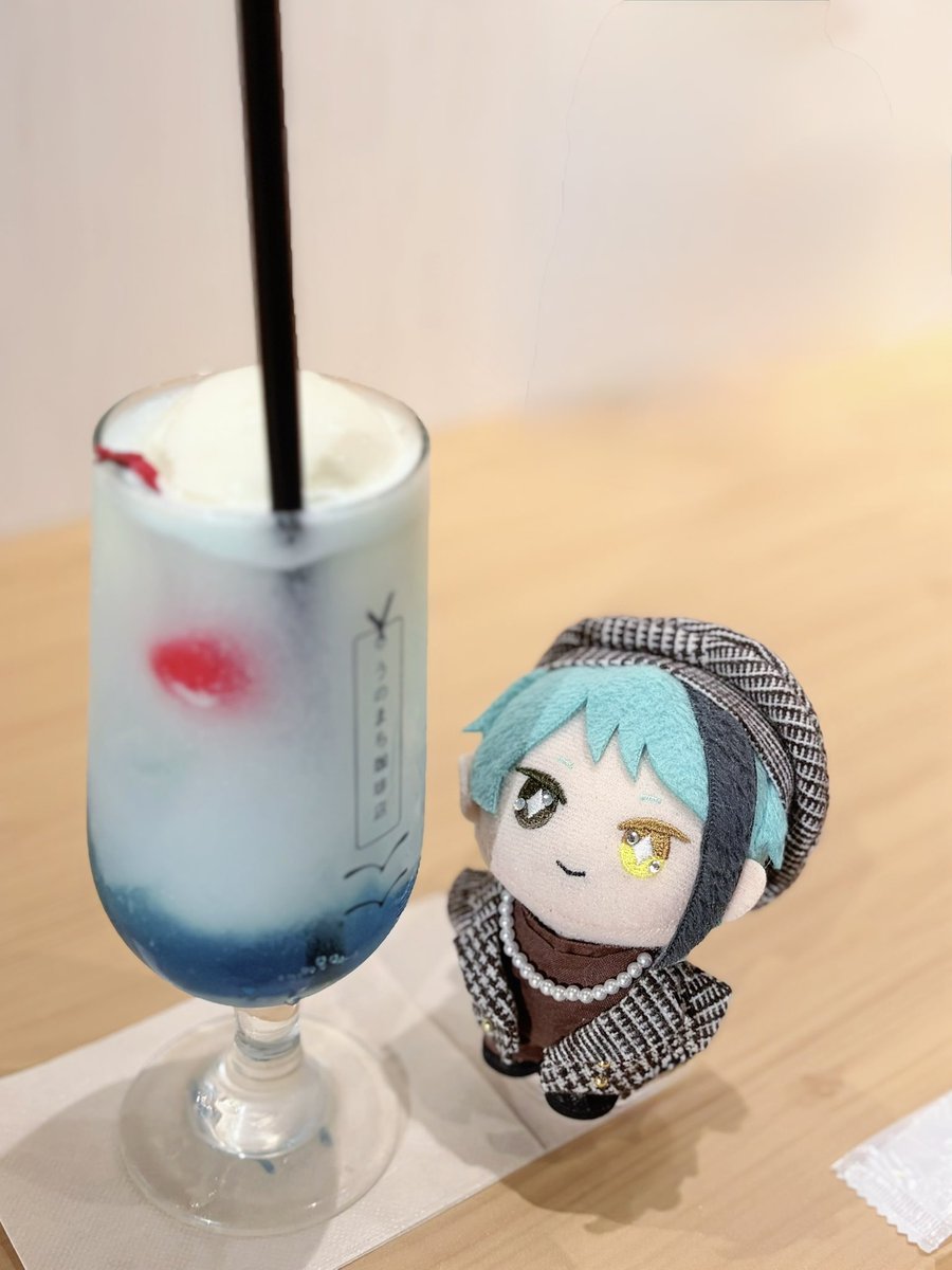hceel_akir's tweet photo. アイス、沈んじゃったね… https://t.co/pbtlEu8WtU