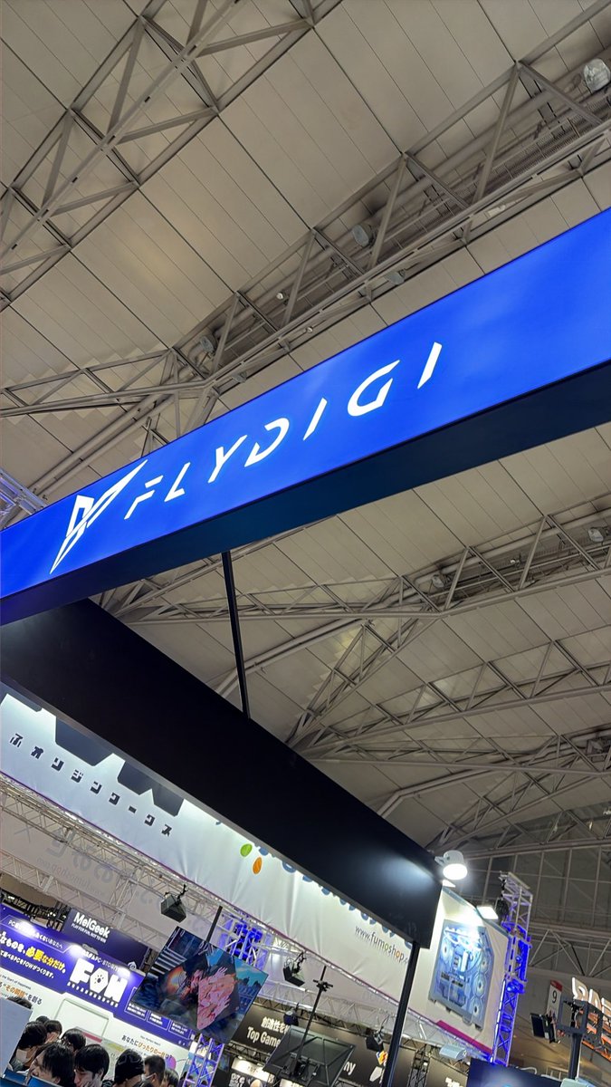 shine654321's tweet photo. #FLYDIGI https://t.co/GGHAsgGpwO