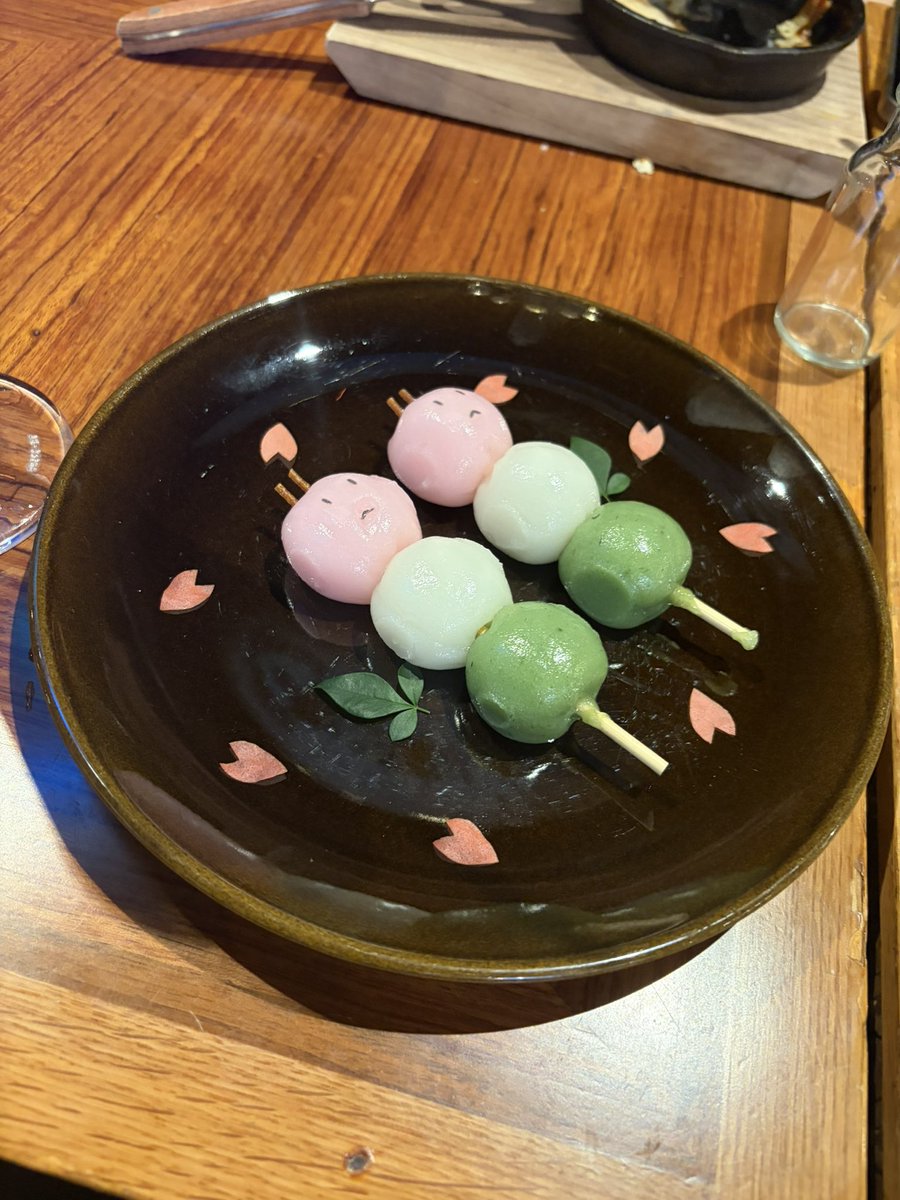 7_ec7b's tweet photo. モンハン酒場行ってきた！めちゃくちゃ楽しかった。クエストボードにID貼っておいたので見かけたら是非 https://t.co/ygBTYnpXxX