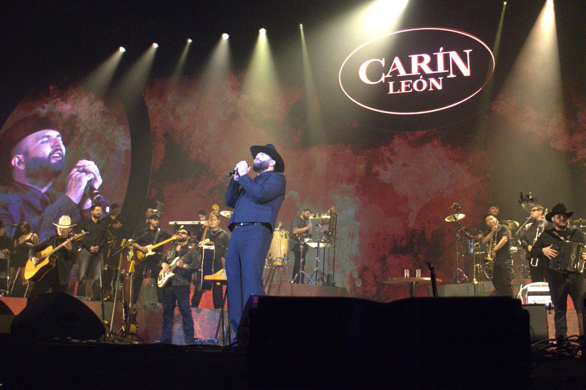 savemartcenter's tweet photo. Another full house at the Save Mart Center! Thank you Carín León for bringing the "De Sonora Para El Mundo" tour to Fresno tonight! 🔥🎶 What an incredible show!

#CarinLeon #SaveMartCenter #SMCRocks #Fresno https://t.co/C5pS9KT5uk