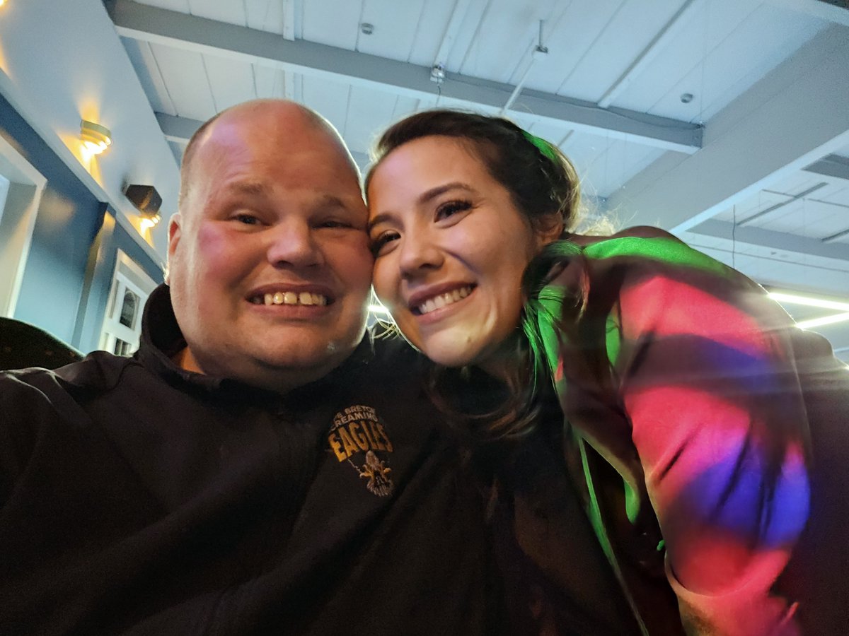 frankiemacd's tweet photo. Me with one of my fans on Saturday evening again https://t.co/Rgo0NzR6go