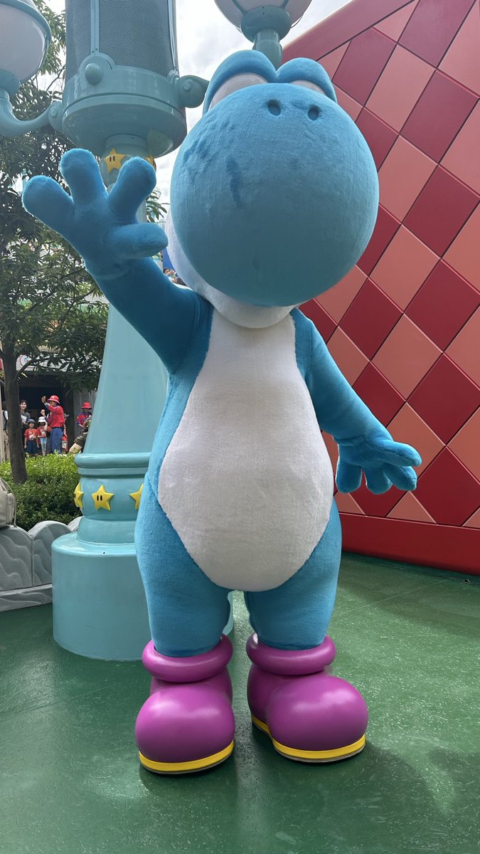 mi_mi_usjfan's tweet photo. 腹ペコみずいろヨッシー🍎
#USJファン https://t.co/2L4QoIkpJS