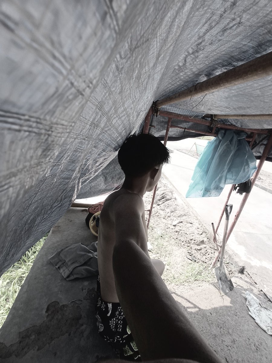 kyyndappr's tweet photo. Panas banget kapan hujannya anjir
#gaysemarang #gayjogja https://t.co/zZPgmAZX0k