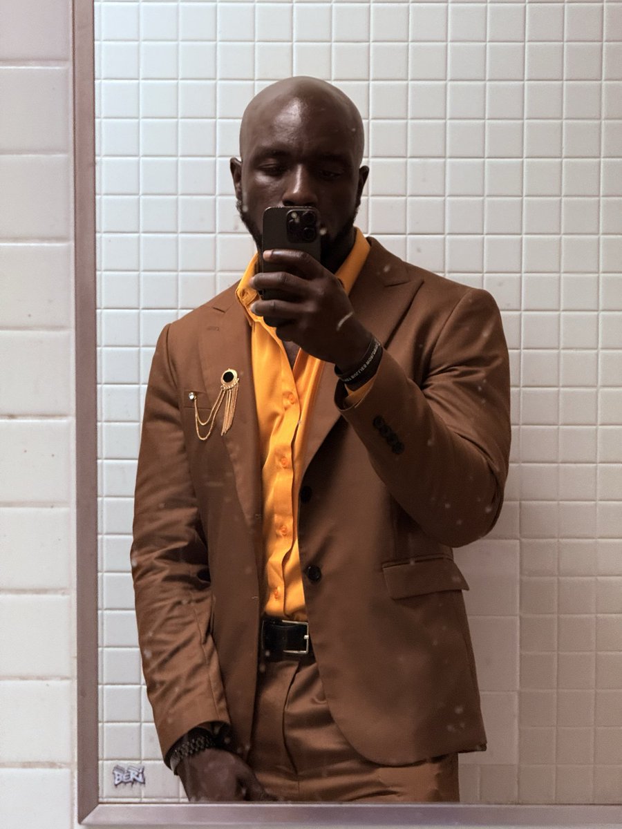 DatOneHaitian's tweet photo. Last time I went to an event https://t.co/MGZ0ehvj5S