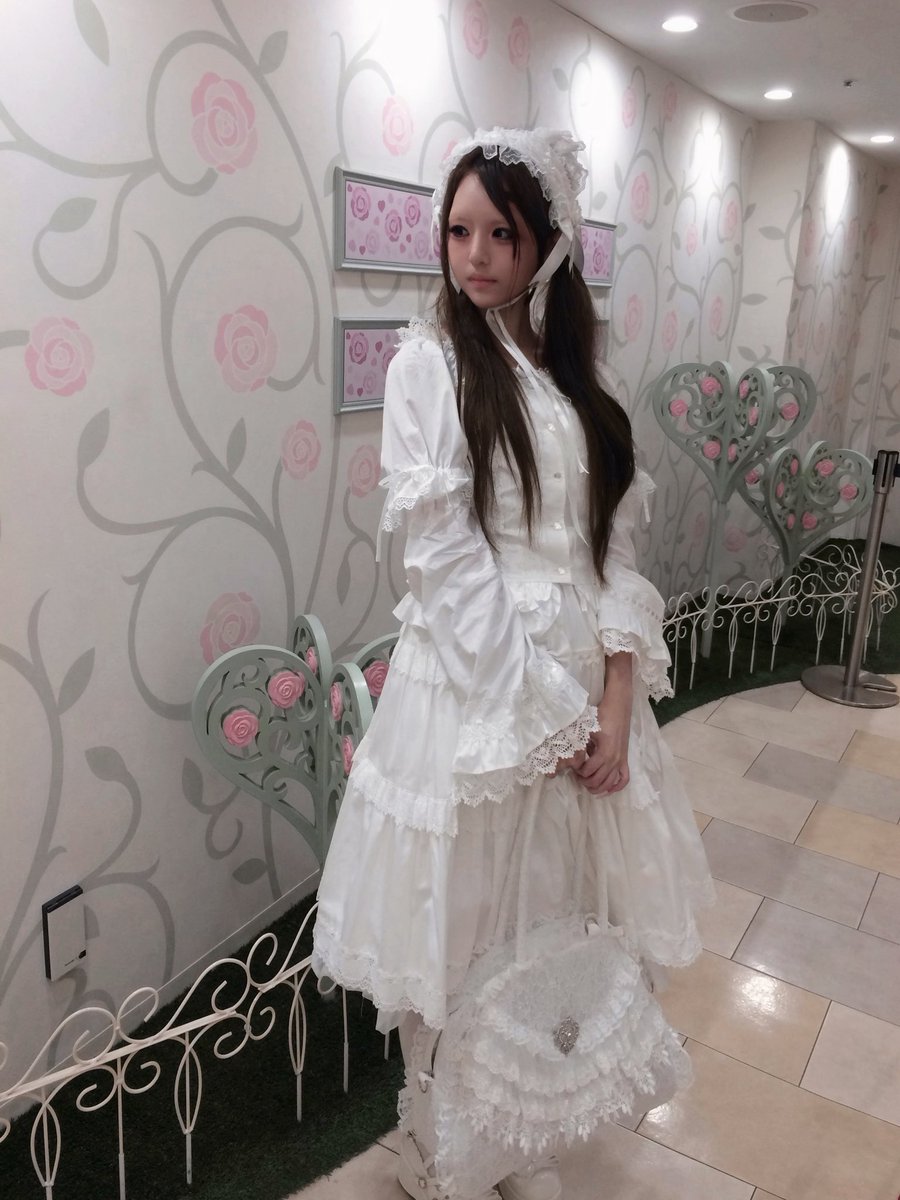 s3eni's tweet photo. 🦢 https://t.co/mJ6XbL0Cix