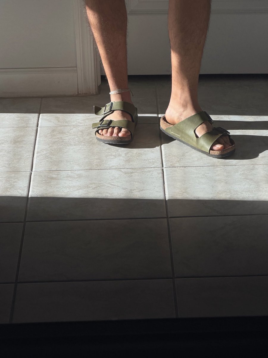 tinytoes71 tweet picture
