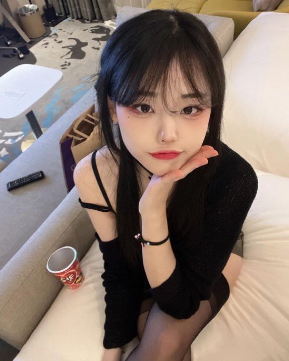 ye_mana_duck's tweet photo. 멀바🖤 꼴려🤭❓ 허접~~💗
#연능 #붙여 #구닝 #여깨 #붙여대결 https://t.co/Zh892doofh