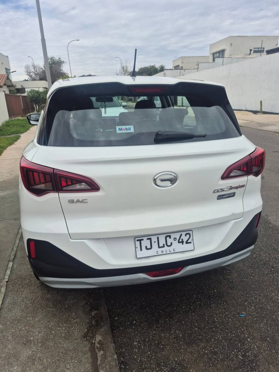 anthocampb74278's tweet photo. Make your car shine again! This GAC GS3 received a complete cleaning: exterior wash, interior cleaning, detailing, and finishing touches. Complimentary air freshener with every wash. Mobile service in La Serena and nearby areas. Book via DM. https://t.co/1pxSC7GmhA