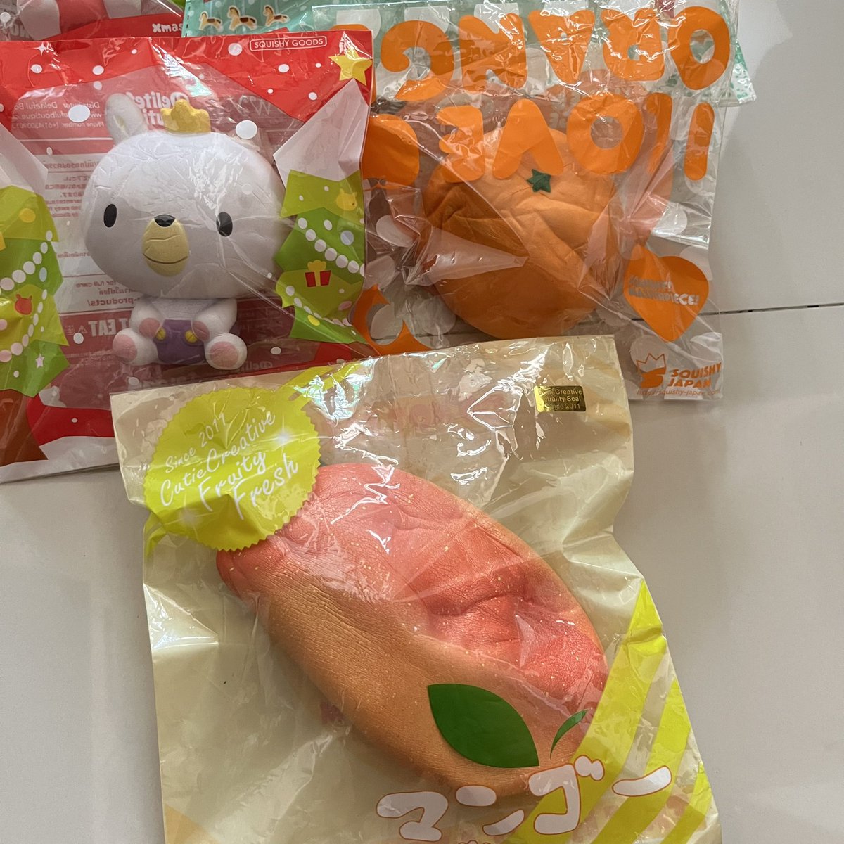 veilwreath's tweet photo. wts squishy licence old original
- ibloom snowy red &amp; purple
- ibloom orange
- cutiecreative mango
- squishywoow dino
price on pict condi cek reply. not for sensitive buyer collection dari 2016-2017
freeong shopee dom jatim &amp; splitpay

#zonauang #zonajajan https://t.co/TNPYE7NZ3Y