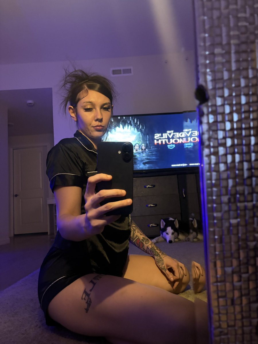 Kayrealwet's tweet photo. Dropbox sales tonight hmu 

I can verify #buyingcontent https://t.co/NkiAreVBvL