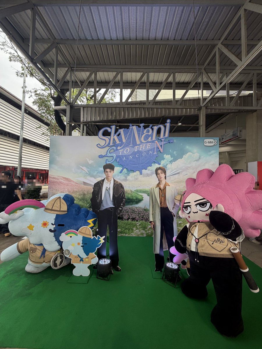 smyle_GMMTV's tweet photo. วันที่2 สีฟ้ารายงานตุววค้าบบ  🩵🌩️
#SkyNaniSToTheNFanconD2
#SMYLE #NEONA https://t.co/CAk5EM1hzc