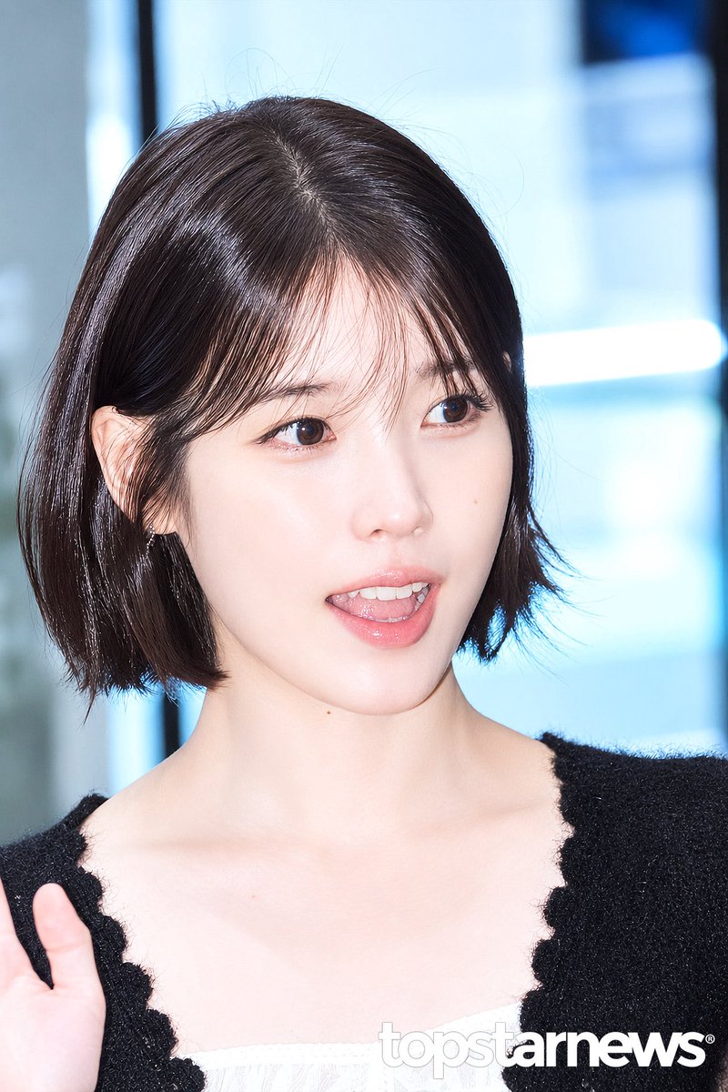 iusogi's tweet photo. so pretty so beautiful so adorable so cute so stunning so gorgeous so so lovely https://t.co/7Tdw9jtMUE
