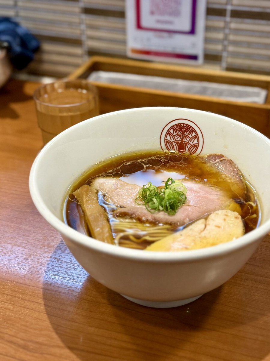 za0ez's tweet photo. 京都メシ②
⭐︎らぁ麺とうひち
⭐︎鶏醤油らぁ麺
ここ���京都の大好きなラーメン✨
美しさと美味しさを兼ね備えた淡麗系が最高！
2026.9.9 https://t.co/72yd7wLqi3