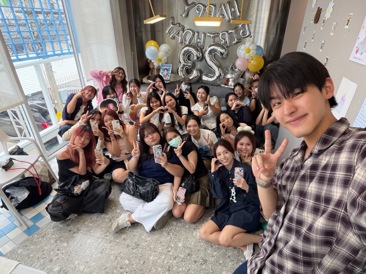 muromumi's tweet photo. Happy birthday na จิ๋ว

#copperphuriwat https://t.co/EjQtitCSme